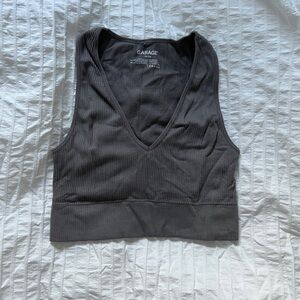 Garage Stella Gray Ribbed V-Neck Seamless Crop Tank Top
